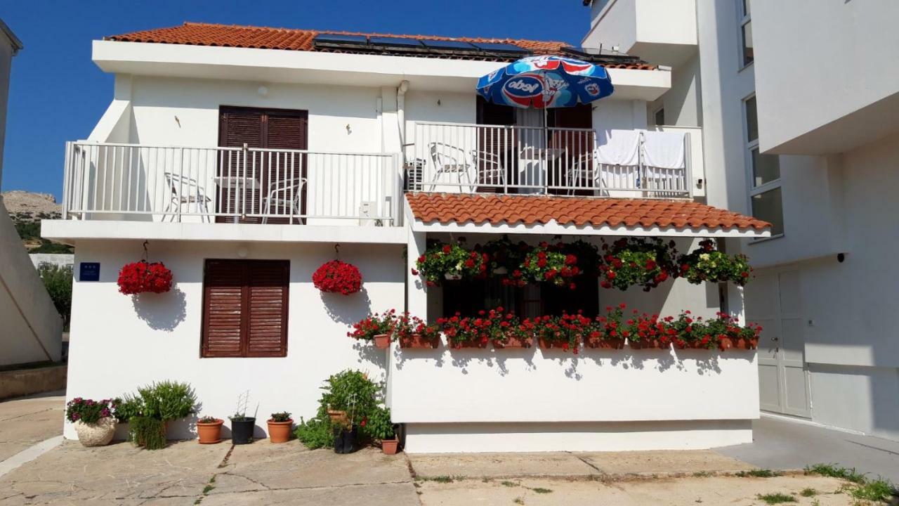 Apartments Magdalena Pag Town Exterior photo